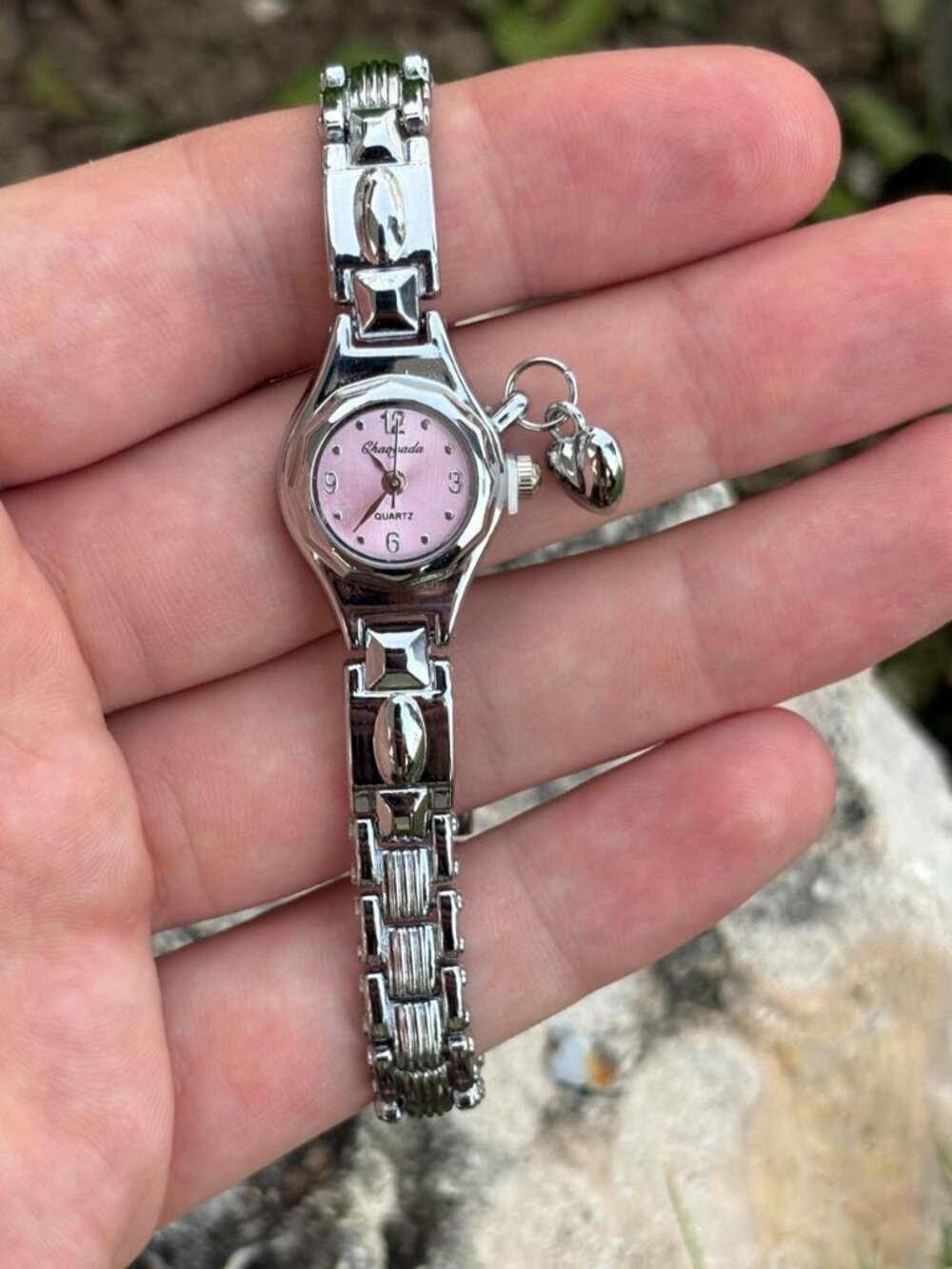 Silver Tone Heart Dangle Bracelet Watch Preppy Y2K OS
